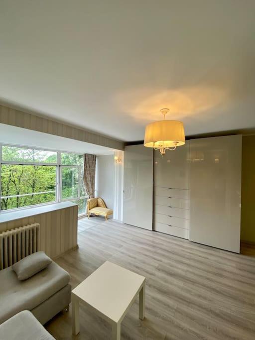 Downtown Studio - Ultra Central With Park View Bucarest Extérieur photo